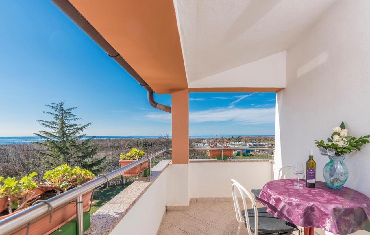 Apartments Ulika Cervar-Porat Bagian luar foto