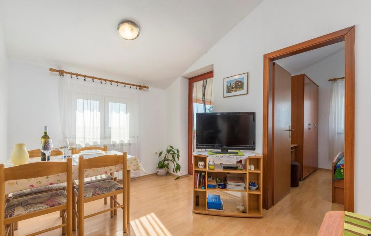 Apartments Ulika Cervar-Porat Bagian luar foto