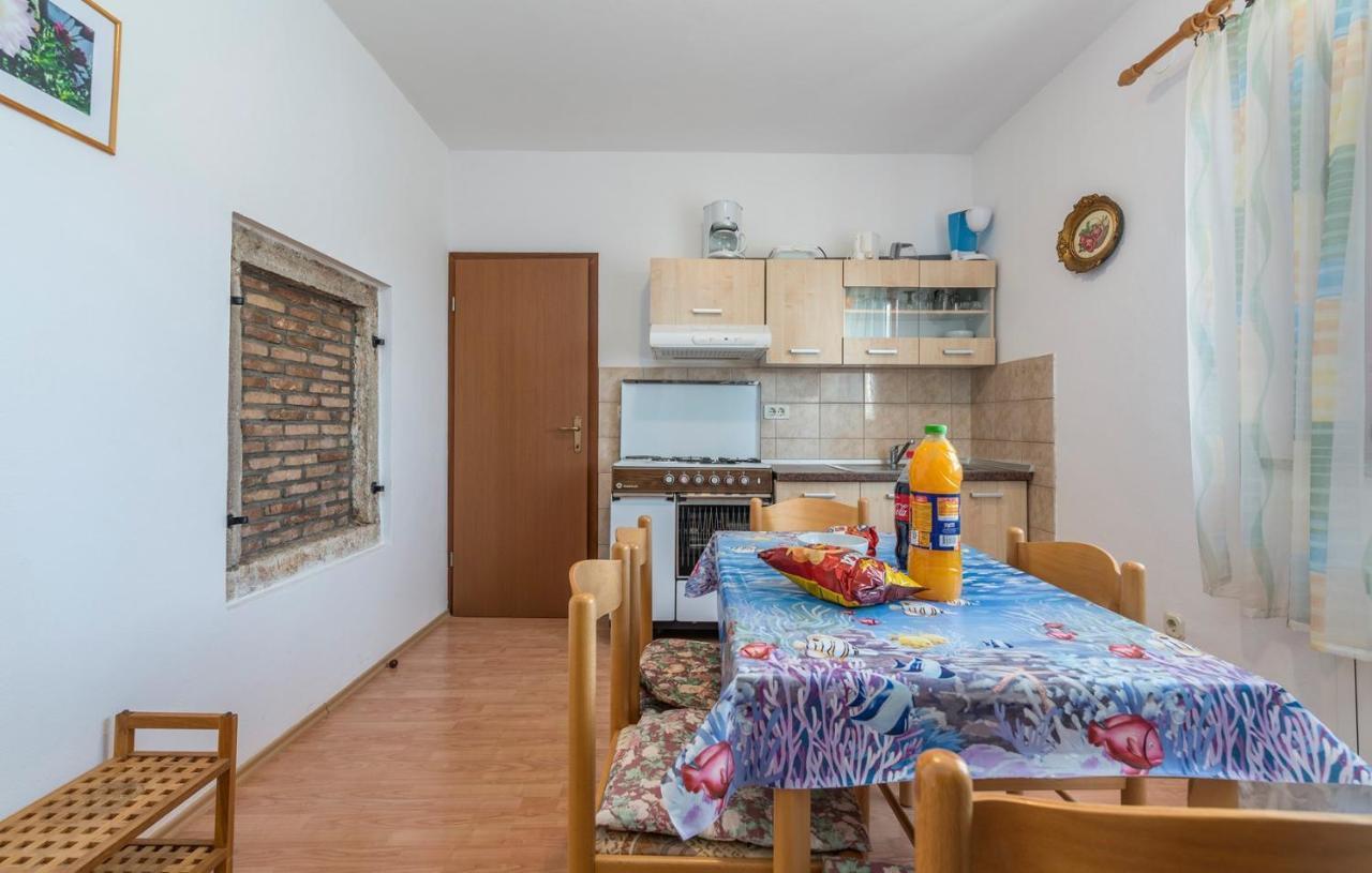 Apartments Ulika Cervar-Porat Bagian luar foto